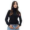 Blusa negra con cuello alto