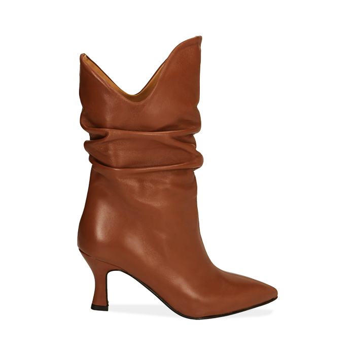 Ankle boots cognac in pelle, tacco 7 cm