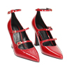 Tacones rojos con hebillas